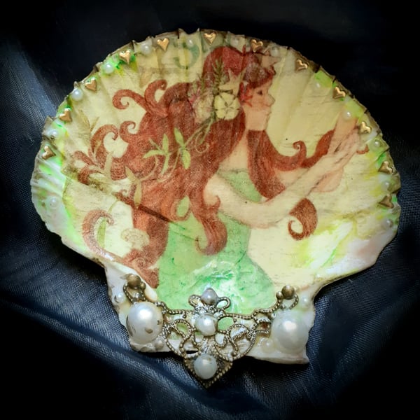 Decoupaged Mermaid Scallop Shell Trinket Dish 