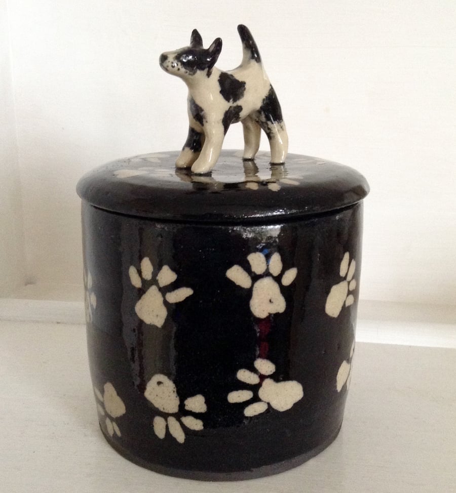 Gift for dog lovers, a stoneware storage jar or container with dog lid