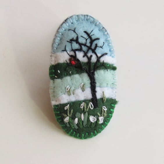 Snowdrops and Tiny Robin - Oval felt brooch