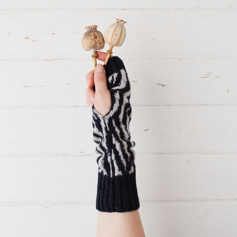 Zebra fingerless gloves - navy and zinc