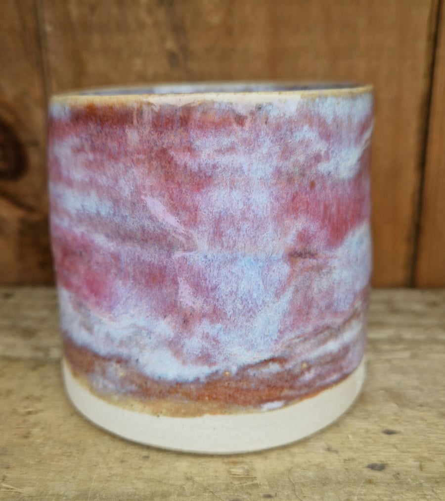 Thumb dip beaker in pink