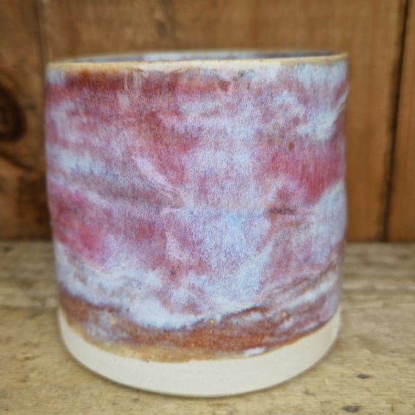 Thumb dip beaker in pink