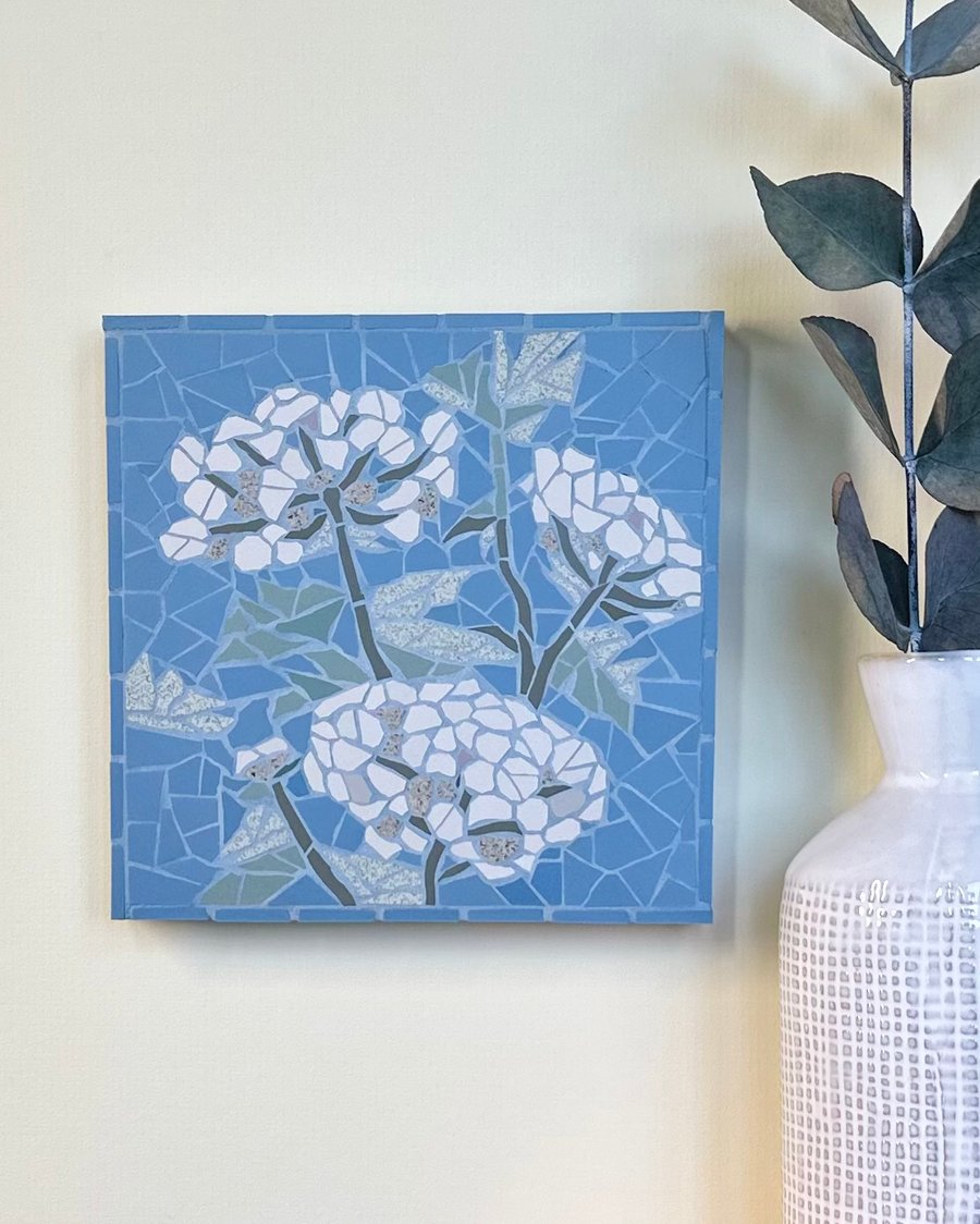 Original Floral Art - Wild Carrot in blue Mosaic
