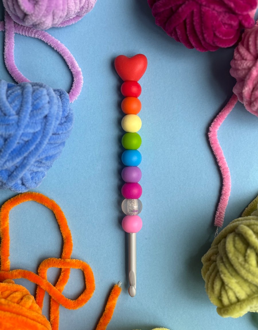Beaded Crochet Hook - 5mm - Rainbow 