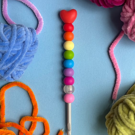 Beaded Crochet Hook - 5mm - Rainbow 