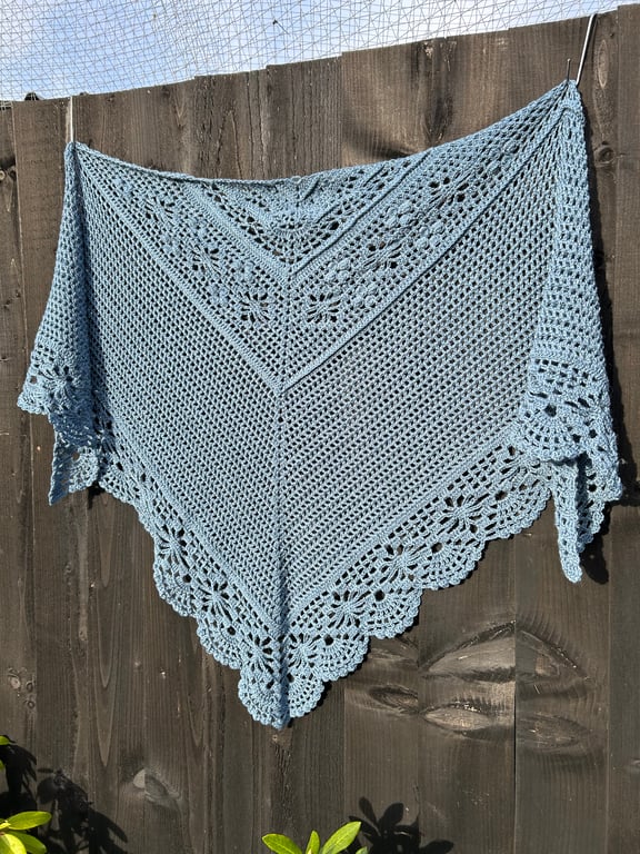 Blue grey alpaca rich lace triangle draping shawl 