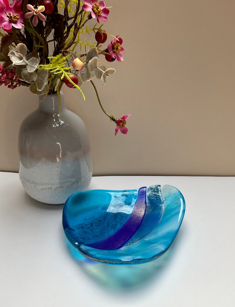 Fused glass trinket dish