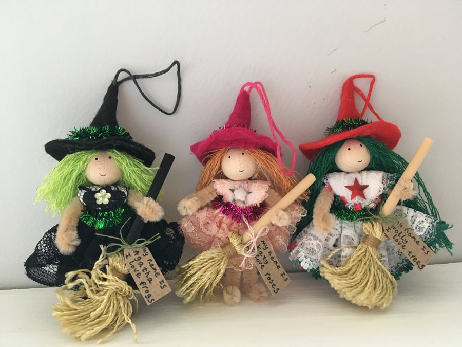 Tiny Witch Hanging Halloween Decorations 