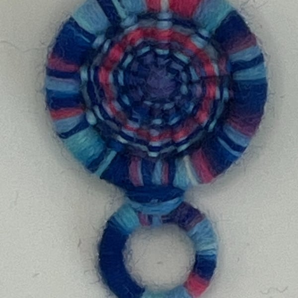 Glasses Holder Brooch - Carnival Blue