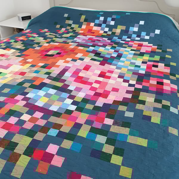 HANDMADE QUILTED THROW -Pixelated bouquet