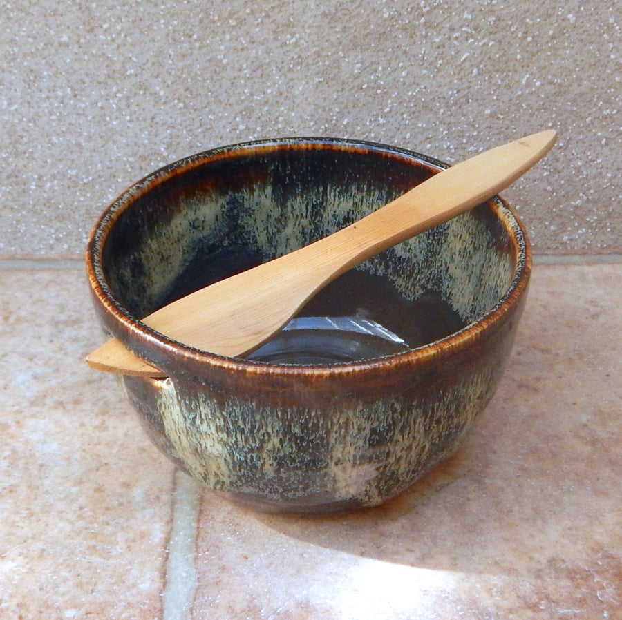 Serving bowl pate dish hand thrown in stoneware with a swedish butter knife