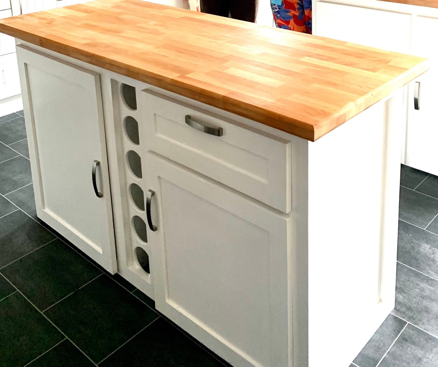 The Medbourne Kitchen Island