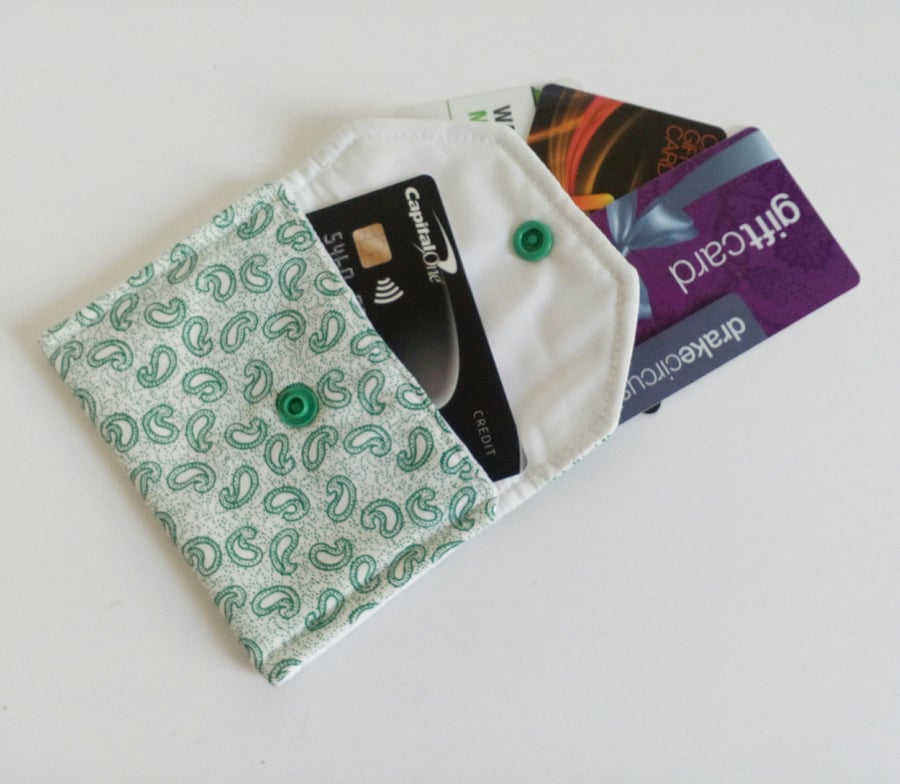 Loyalty card holder, purse, envelope style purse,  popper fastener