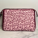 Medium faux leather toiletry bag