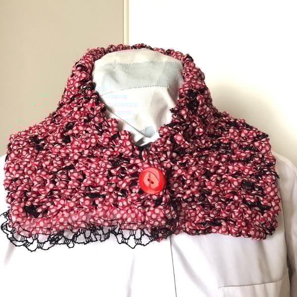Crochet Scarf Neck Warmer Red White Black Vintage Inspired