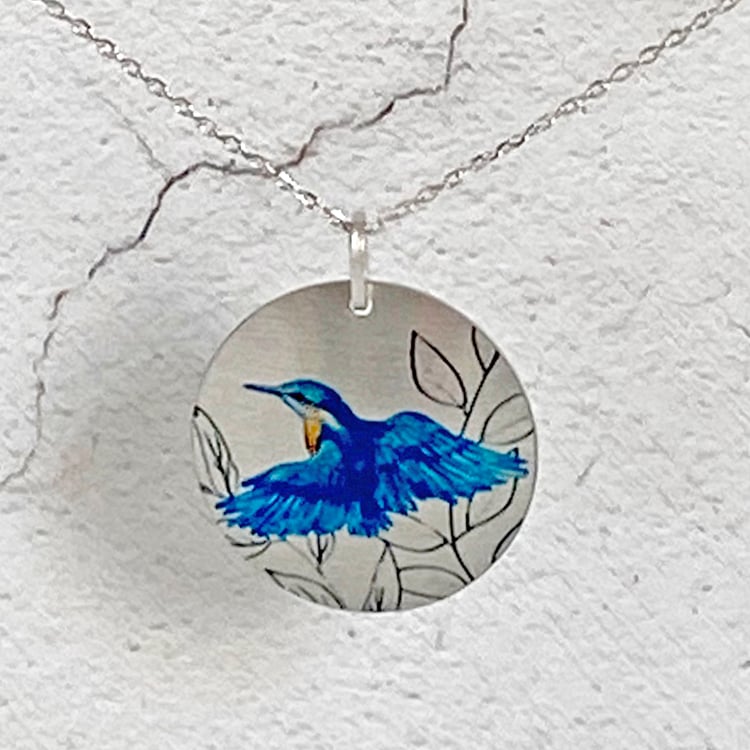 Kingfisher necklace 25mm round pendant, handmade jewellery. (539)