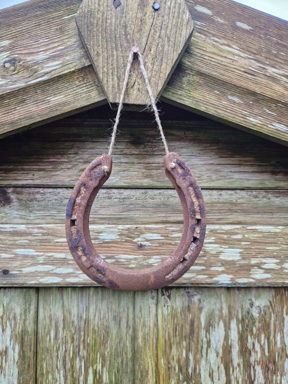 Used Rusty Horse Shoe Hanging lucky Garden Shed Hanger Ornament Lucky