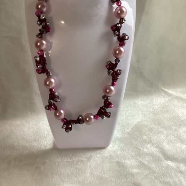 Choker, pink pearls beads necklace ,crochet necklace 
