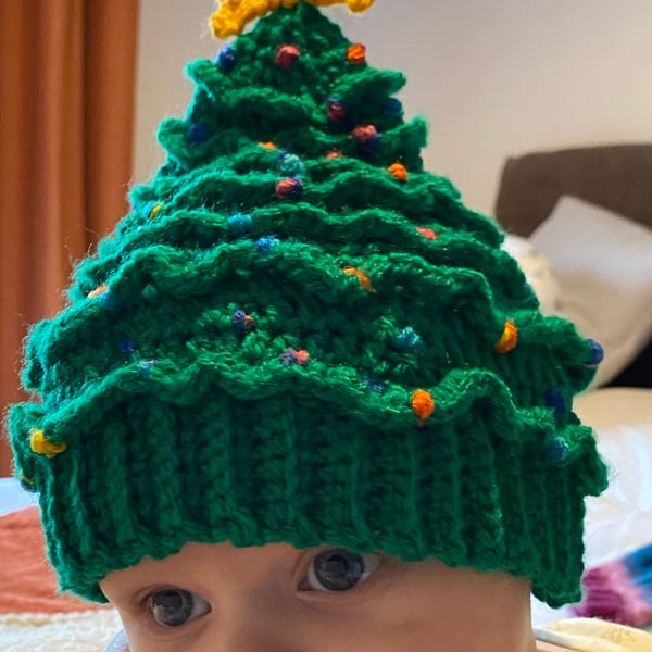 Baby Christmas tree hat and booties