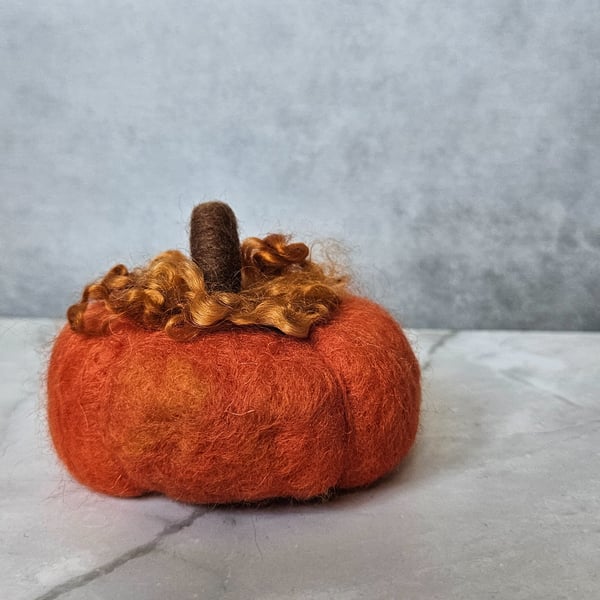 Pumpkin - Needle felted, Large Halloween Décor, Autumn Ornaments, Handmade.