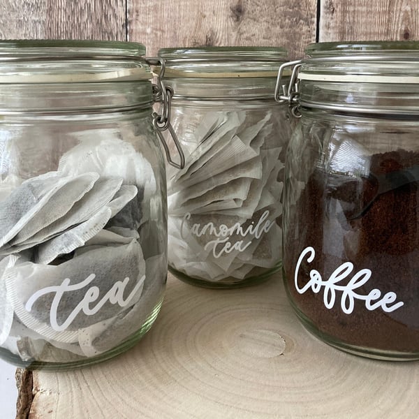 Personalised Vinyl Decals: Custom Modern Calligraphy Labels