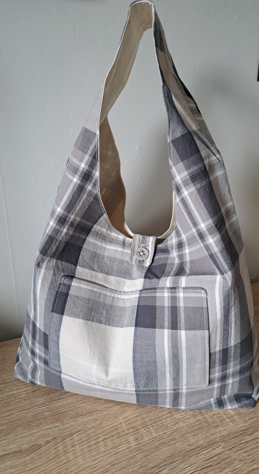 Hobo Shoulder Bag Grey, Cream check.