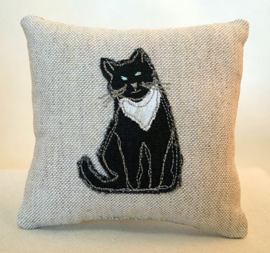 CUSTOM ORDER FOR DIANE - Pin Cushion Linen Freehand Machine Embroidered Cat