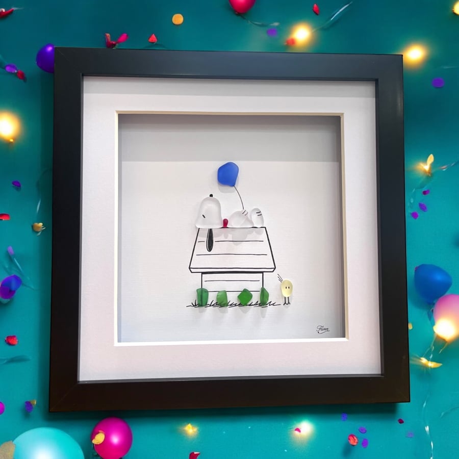 Original and unique - Snoopy with blue balloon