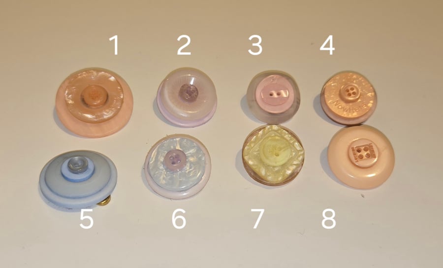 Handmade Plastic button brooches - safety-pin back