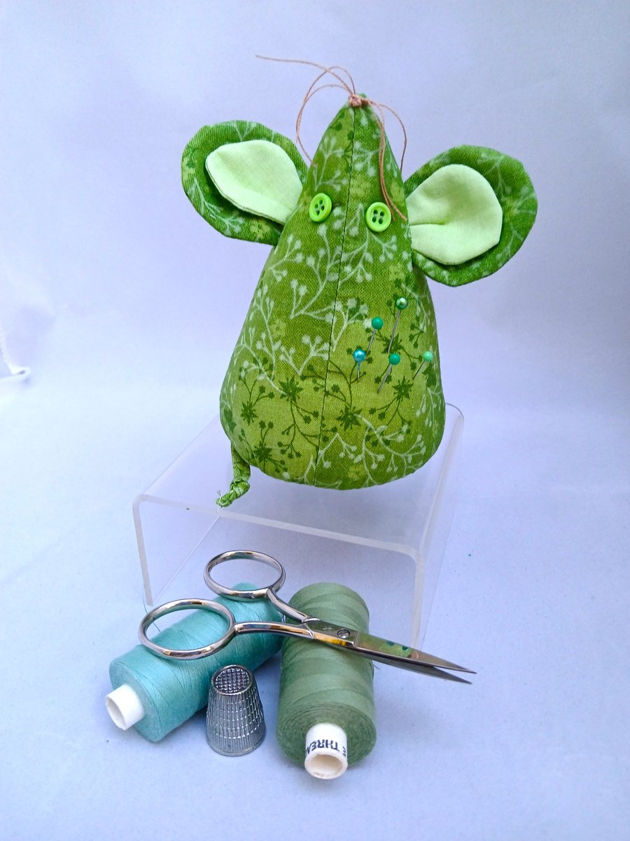 Pin Cushion Mouse in Green Colourway