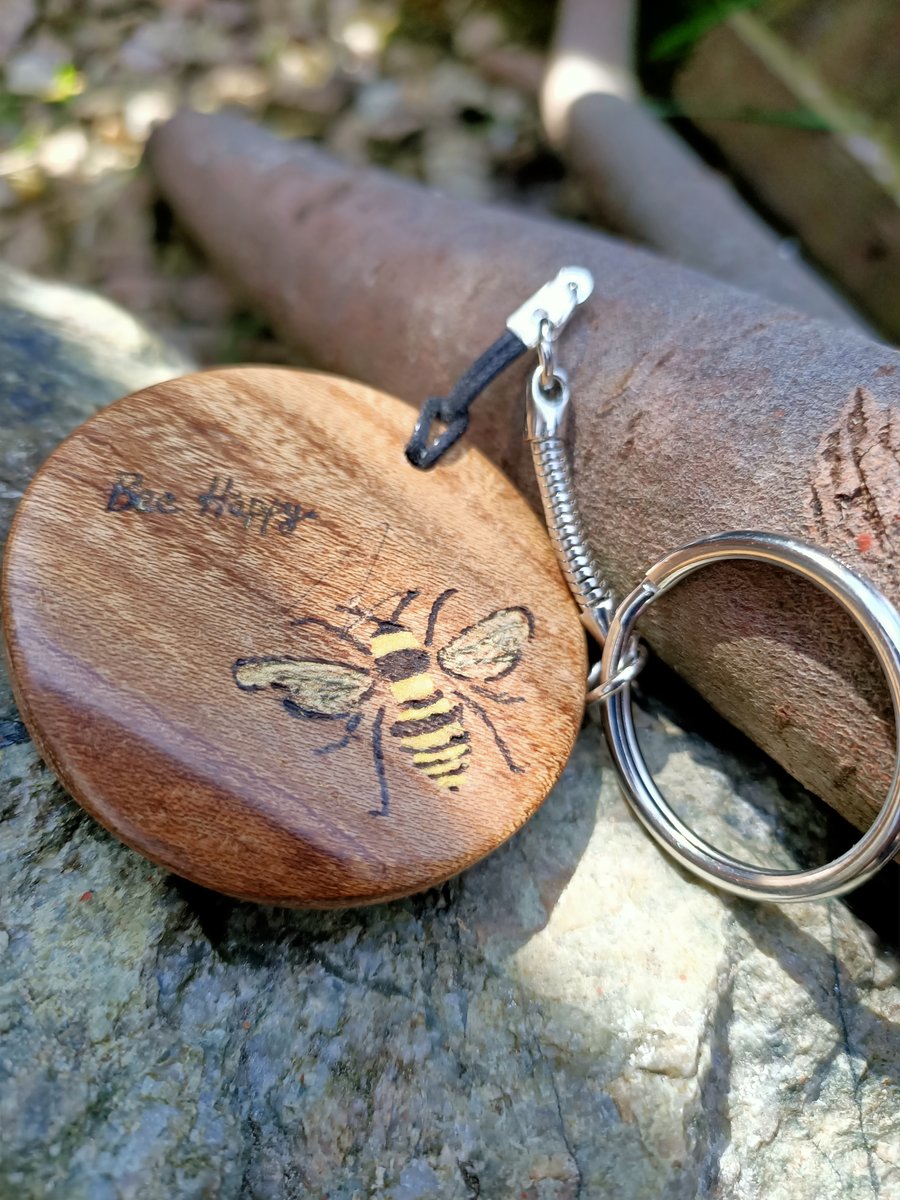 bee happy busy bee wooden keyring handmade pyrography