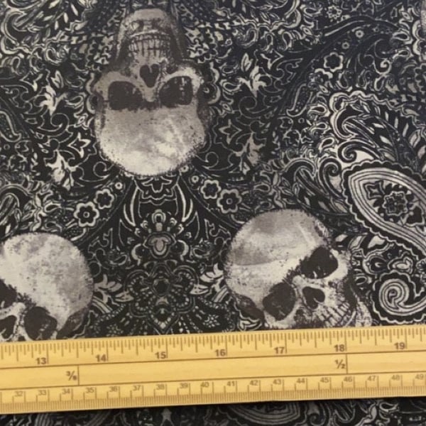 Fat Quarter Wicked Skull Pattern Black 100% Cotton Quilting Fabric