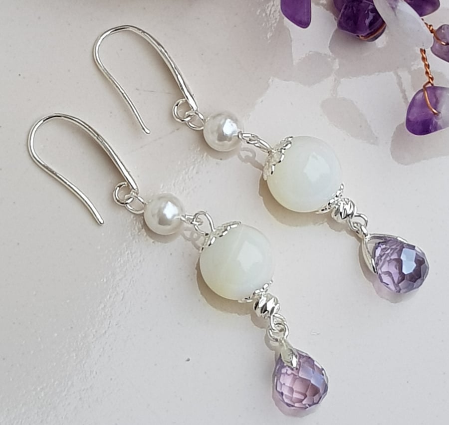 White mother of pearl earrings, handmade drop earrings