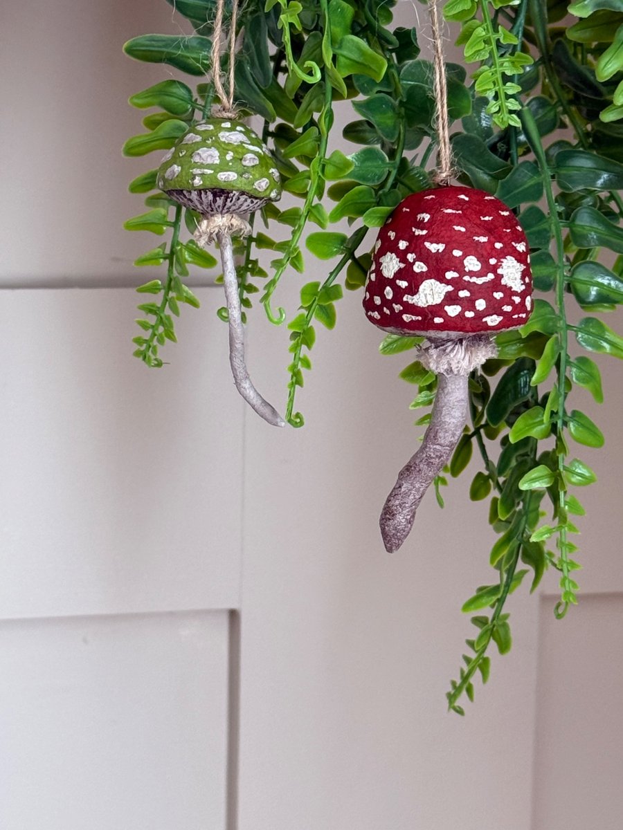 Spun Cotton Vintage Mushroom Pair
