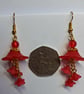 Dangly Red Lucite Flower Earrings - Image 5