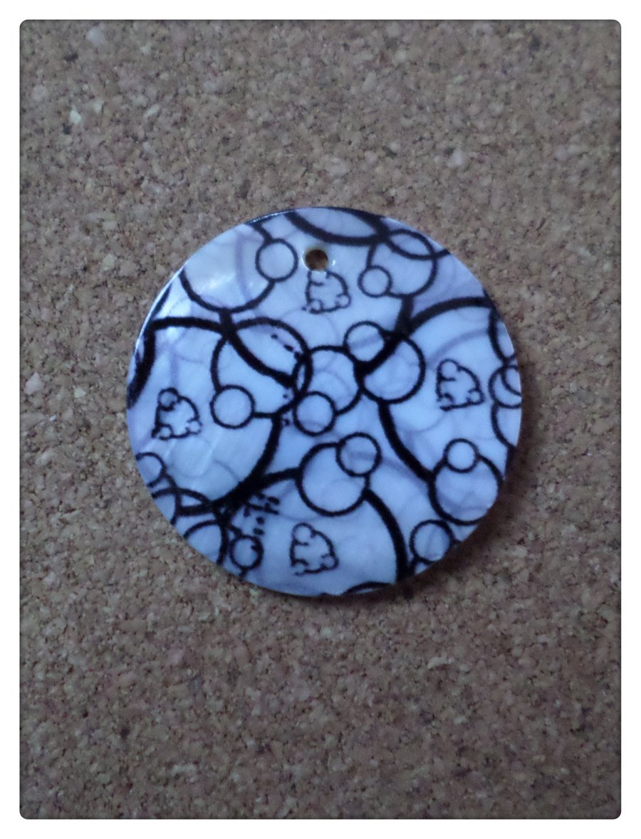 2 x Printed Shell Pendants - Round - 35mm - Circles 