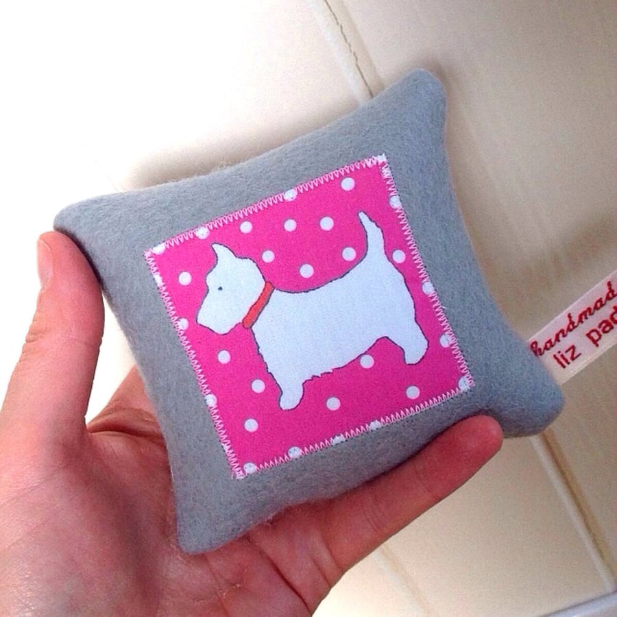 Dog Scottish Terrier Dog Polka Dot Pink Wool Felt Lavender Mini cushion