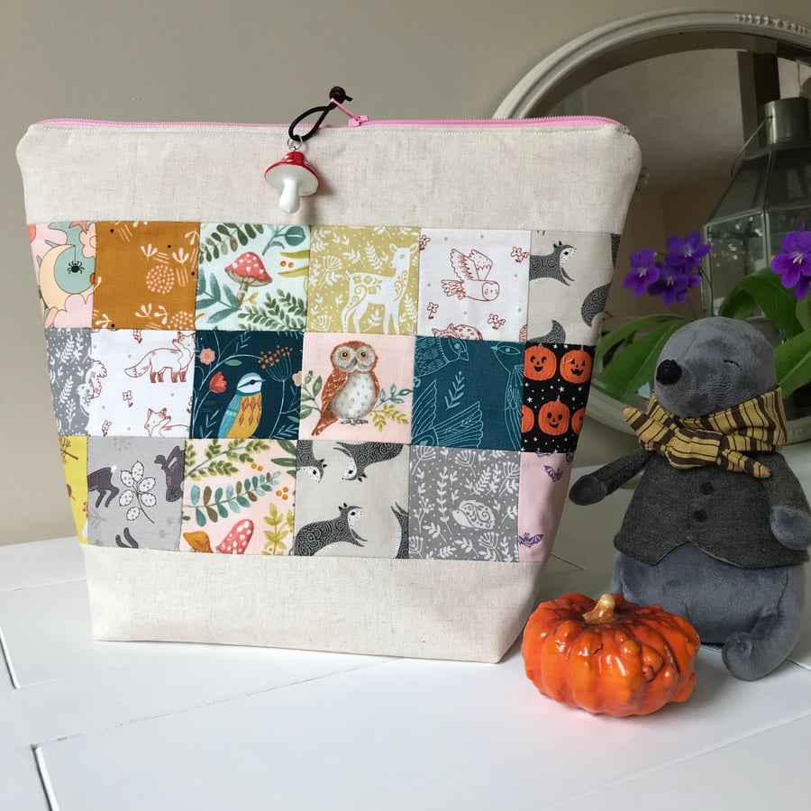 Beautiful Autumnal patchwork project bag