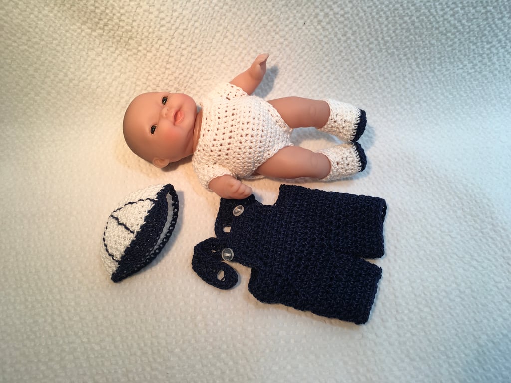Berengeur Lots to Love 5” Baby Doll in Itty Bitty Crocheted Outfit