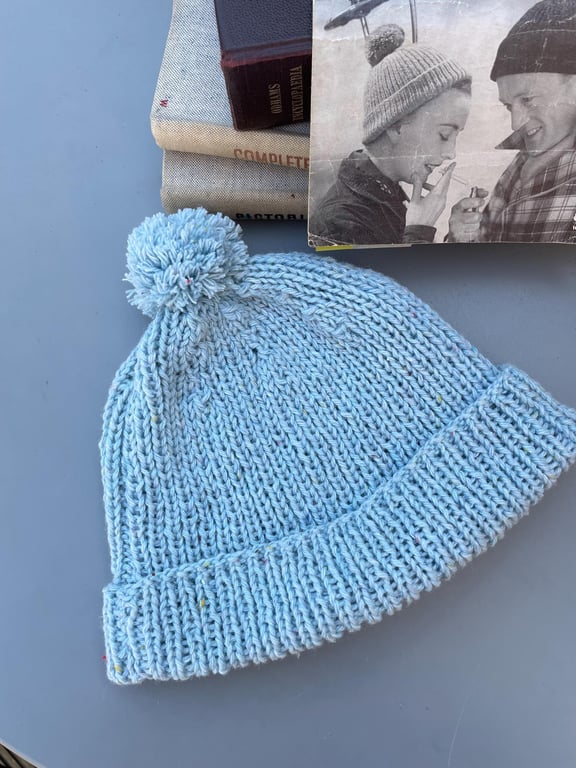 Ski-style 1940s vintage repro bobble hat
