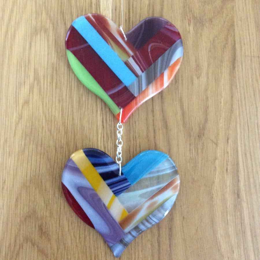 Striped fused glass heart  (0524)