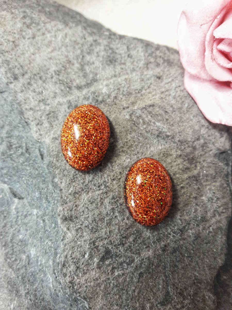 Handmade resin cabochon 18mm oval pair