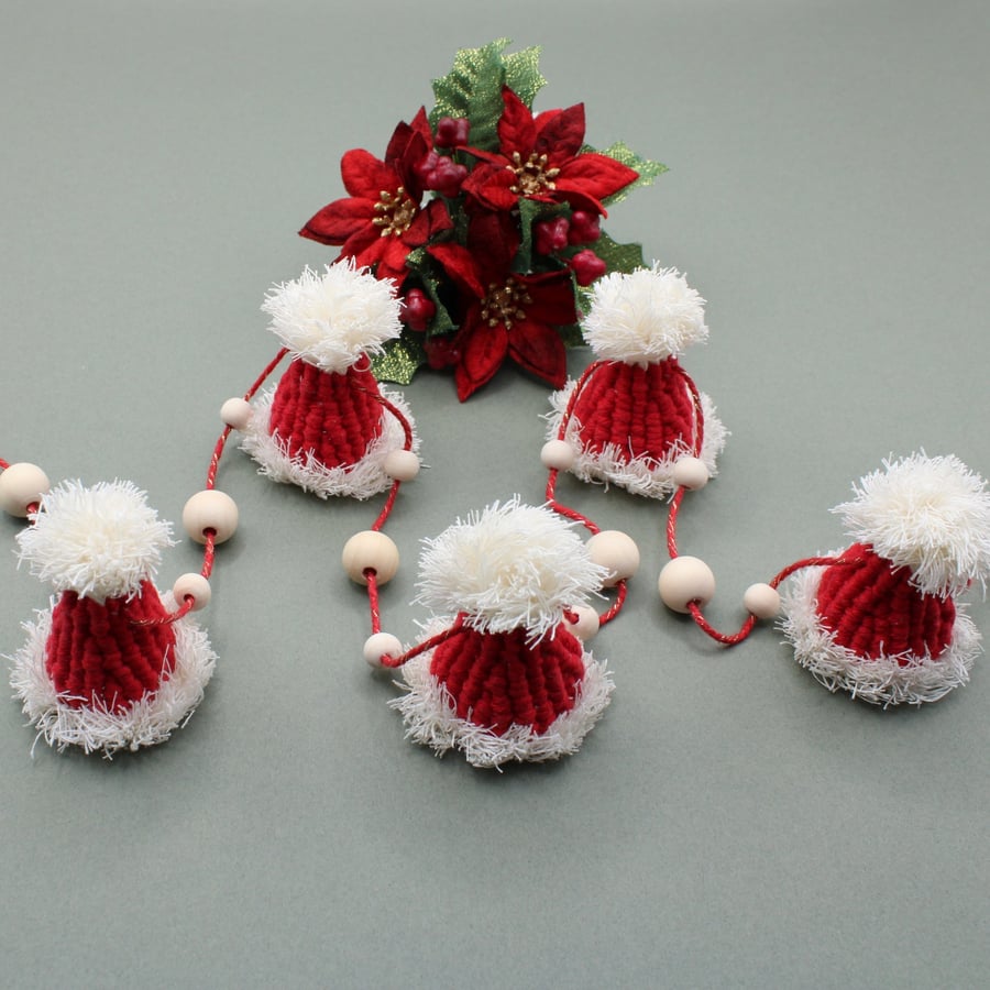 Macrame Santa hat garland