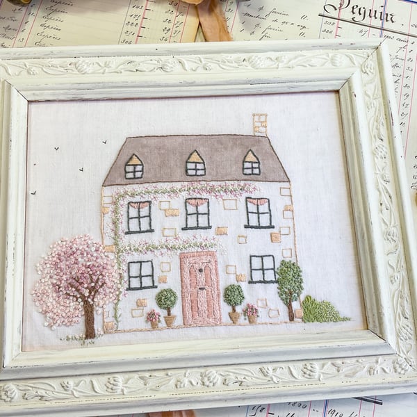 Cotswold Cottage Embroidery Kit. 