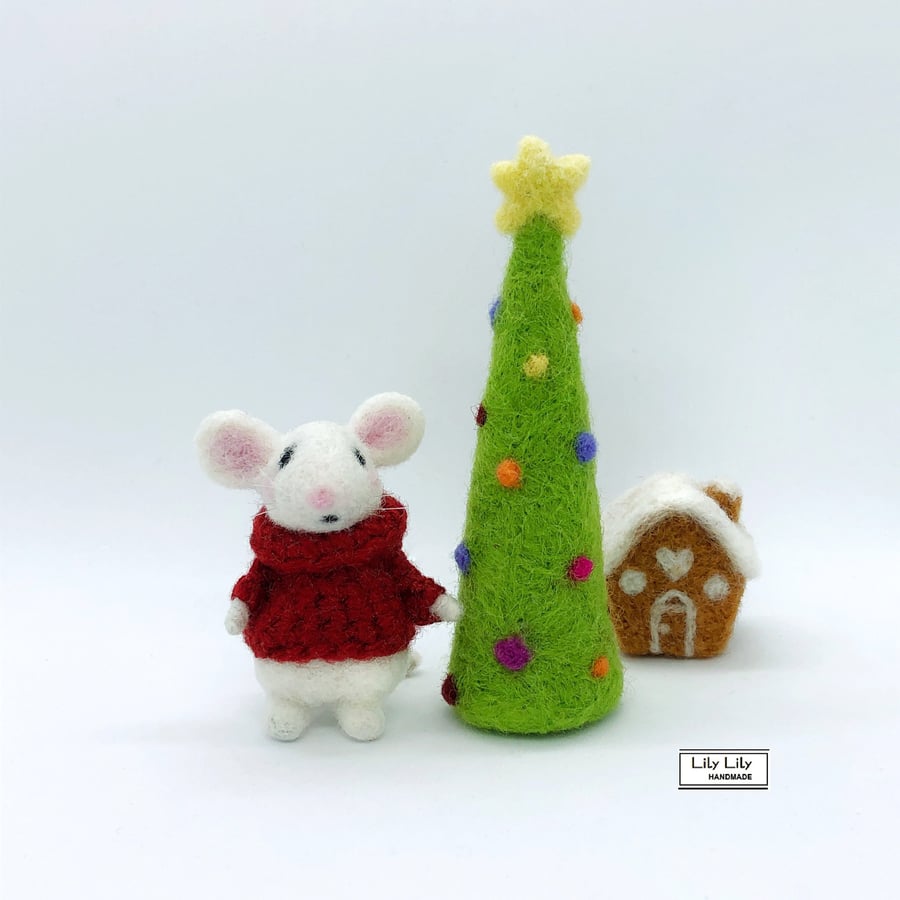 SOLD Mouse, Reggie, needle felted by Lily Lily Handmade
