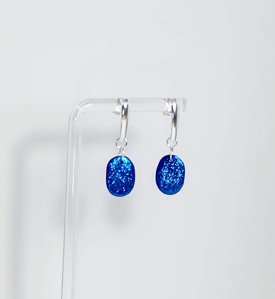 Small royal blue sparkle oval dangle earrings      