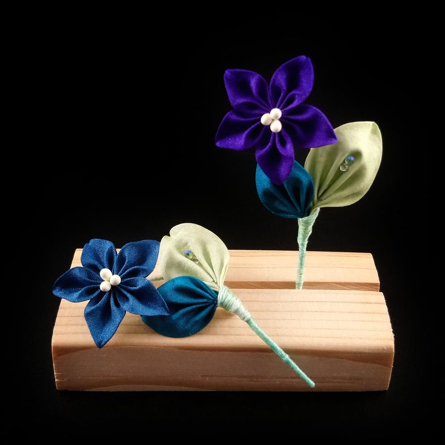 Classic Platycodon Flower Brooch (1 pcs)