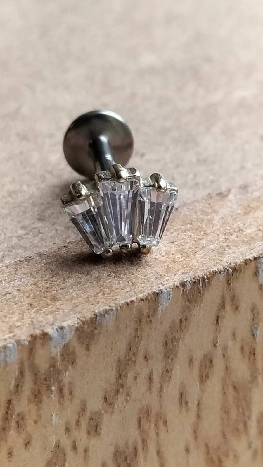 Titanium Baguette Labret Stud