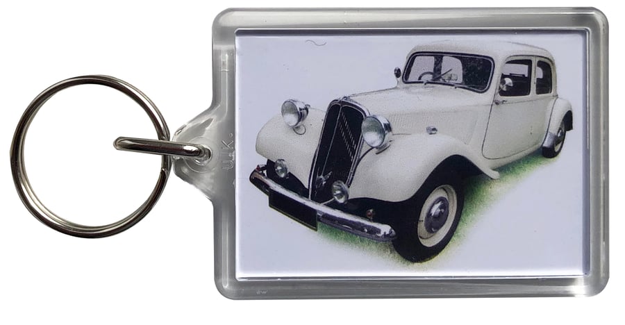 Citroen Traction Avant 1951 - Keyring with 50x35mm Insert - Car Enthusiast