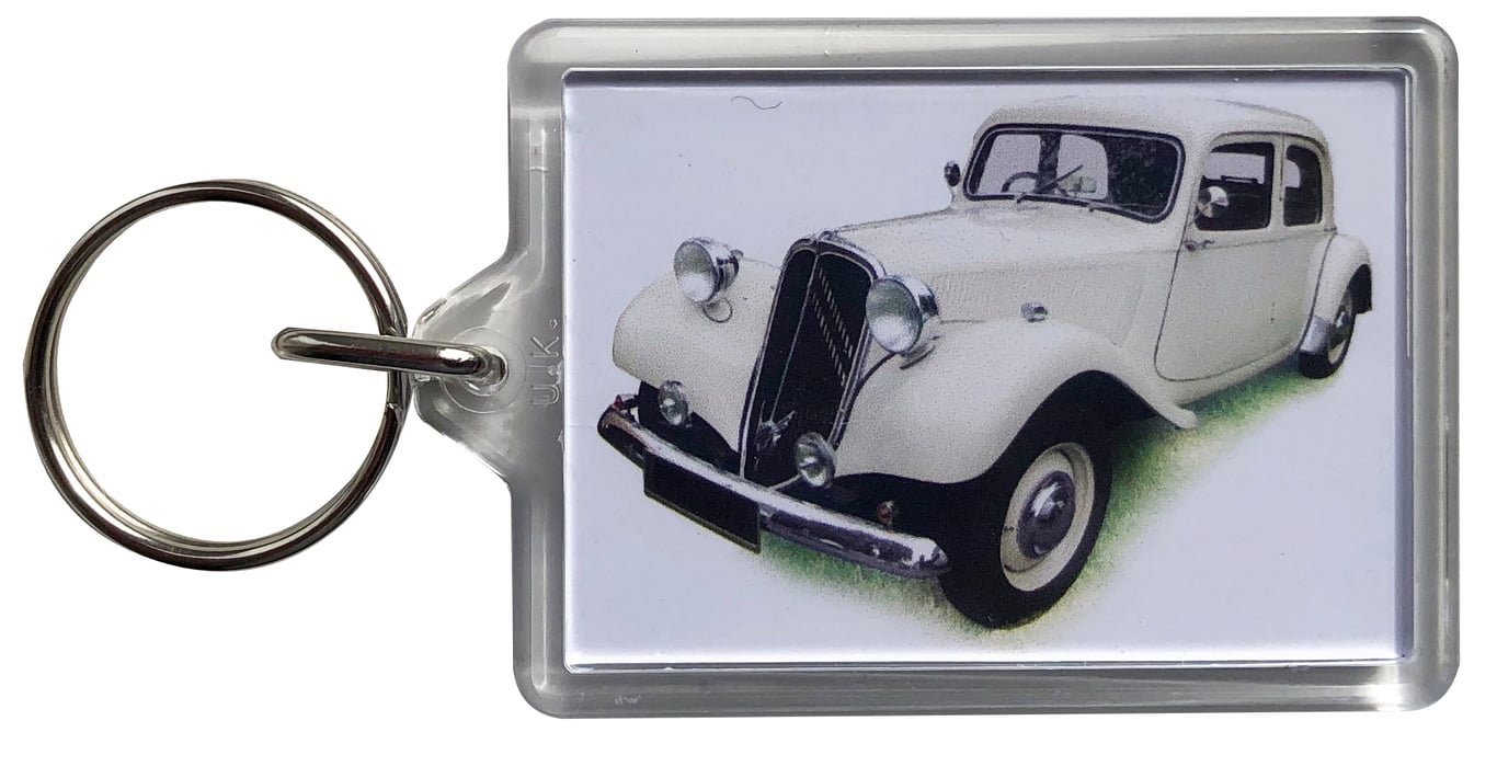 Citroen Traction Avant 1951 - Keyring with 50x35mm Insert - Car Enthusiast